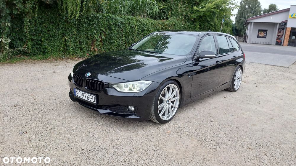 BMW Seria 3 318d DPF Touring Edition Sport - 17