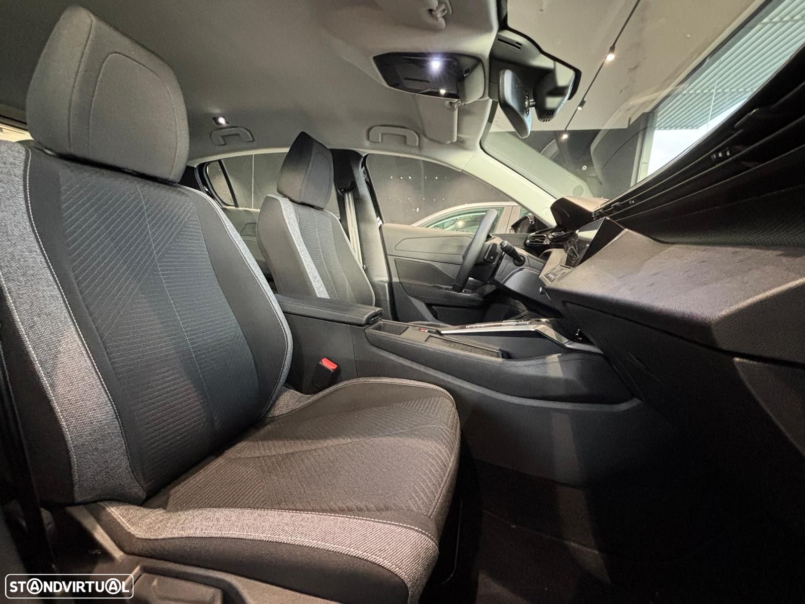 Peugeot 308 1.6 Hybrid Active e-EAT8 - 8