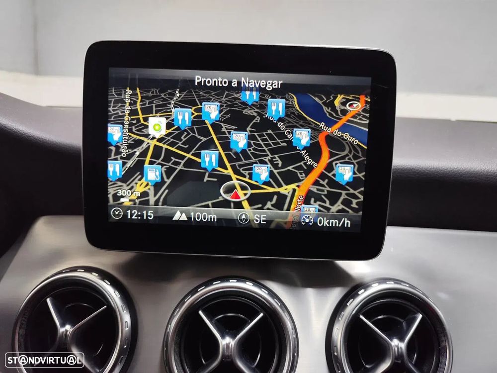 Mercedes-Benz GLA 180 7G-DCT UrbanStyle Edition - 15