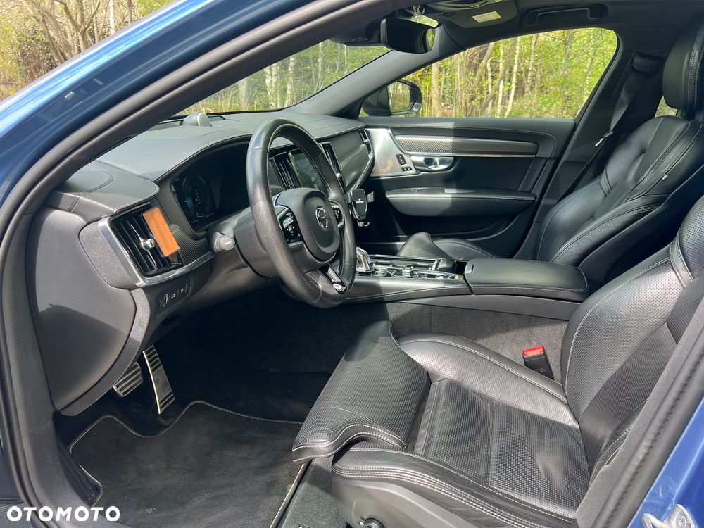 Volvo S90 T8 AWD Plug-In Hybrid R-Design - 11