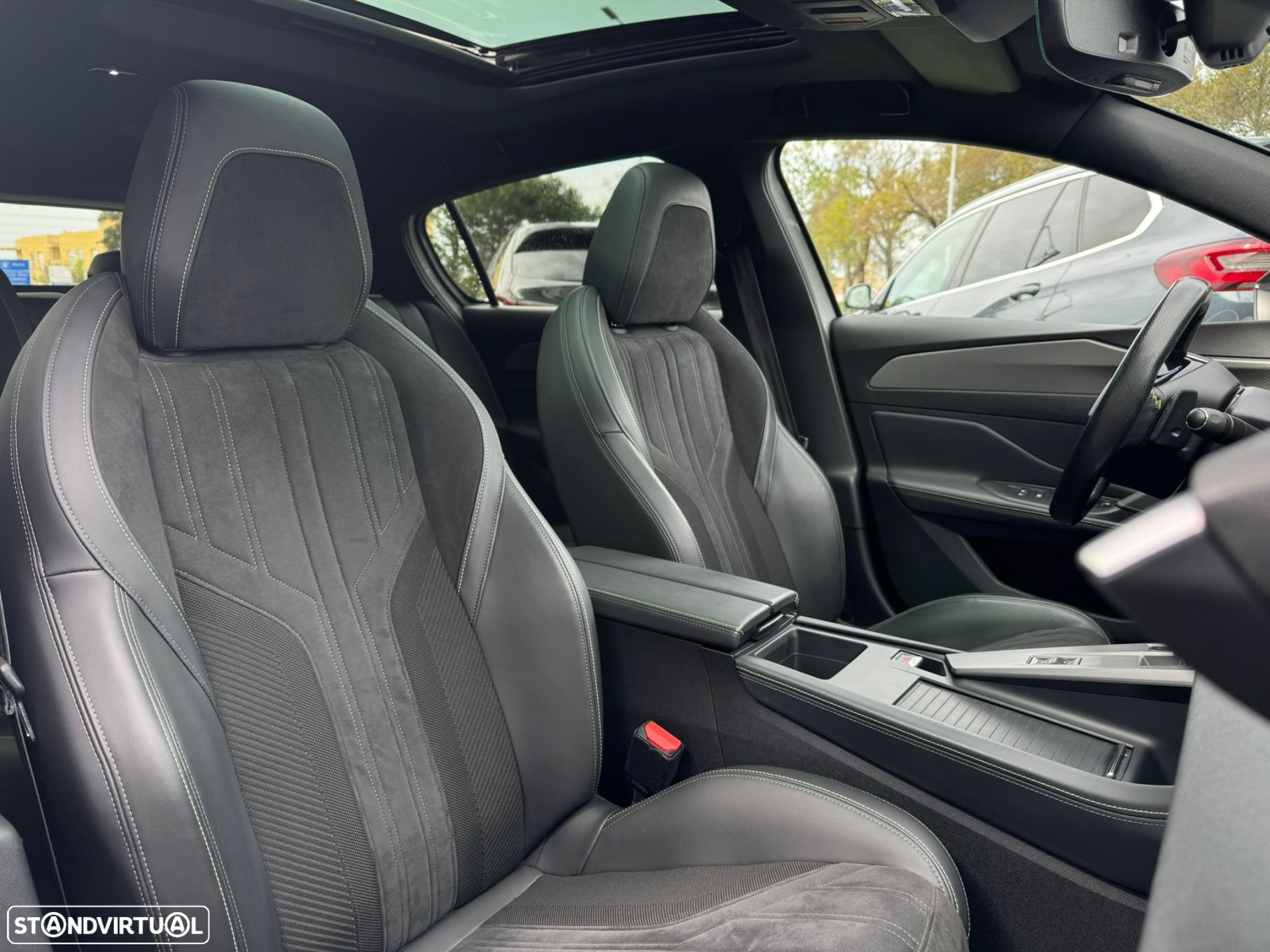 Peugeot 308 1.6 Hybrid GT e-EAT8 - 18