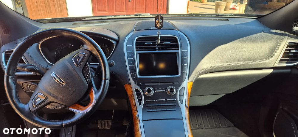 Lincoln MKX - 15