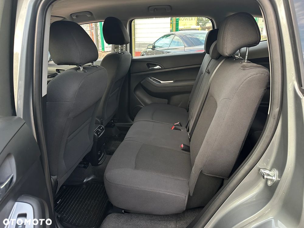 Chevrolet Orlando - 29