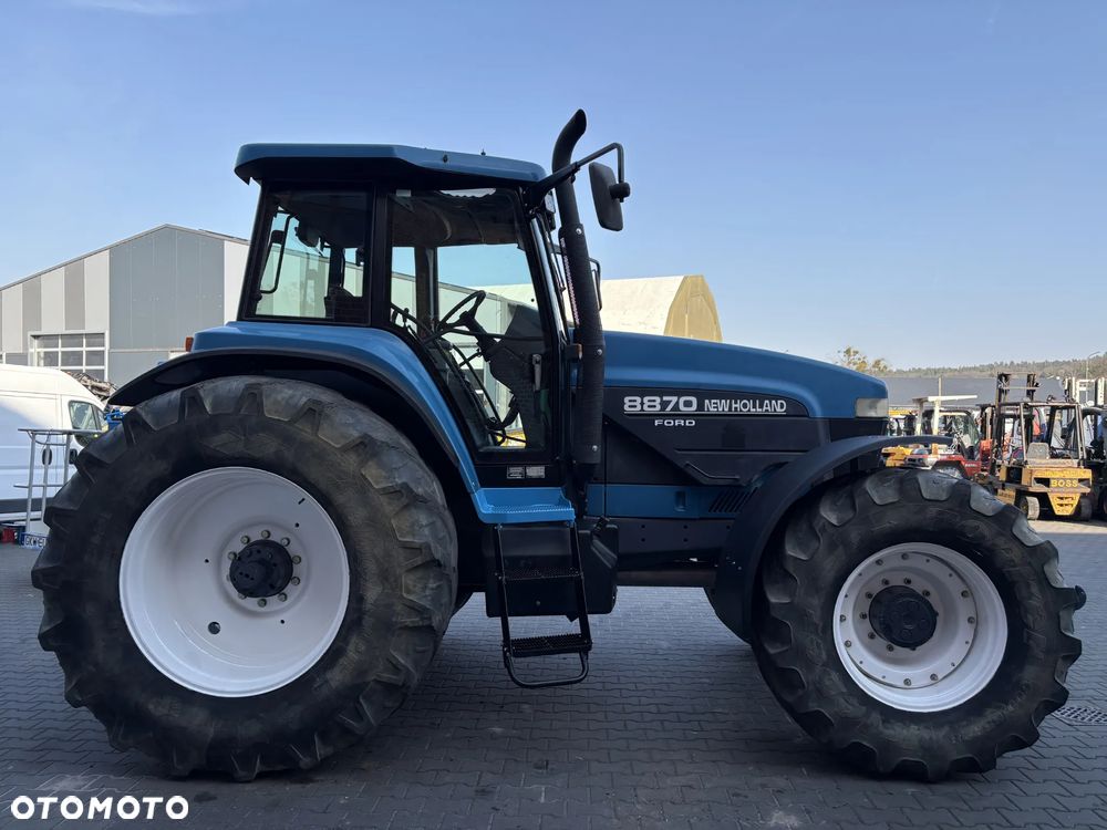 New Holland 8870 - 6