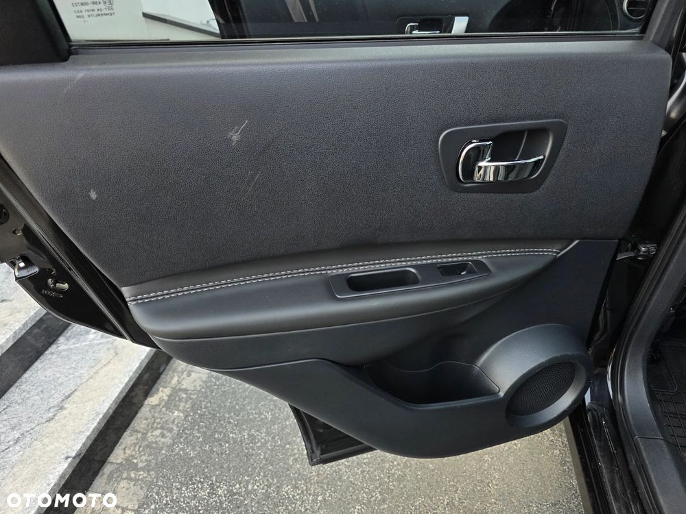 Nissan Qashqai 2.0 Tekna - 25