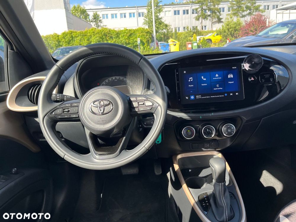Toyota Aygo X 1.0 VVT-i Style CVT - 10