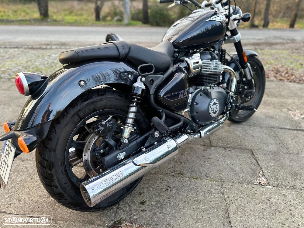 Royal Enfield Super Meteor 650 - 12