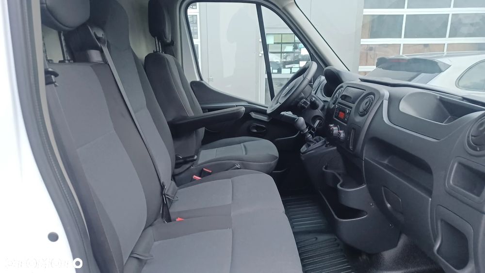 Renault Master - 3