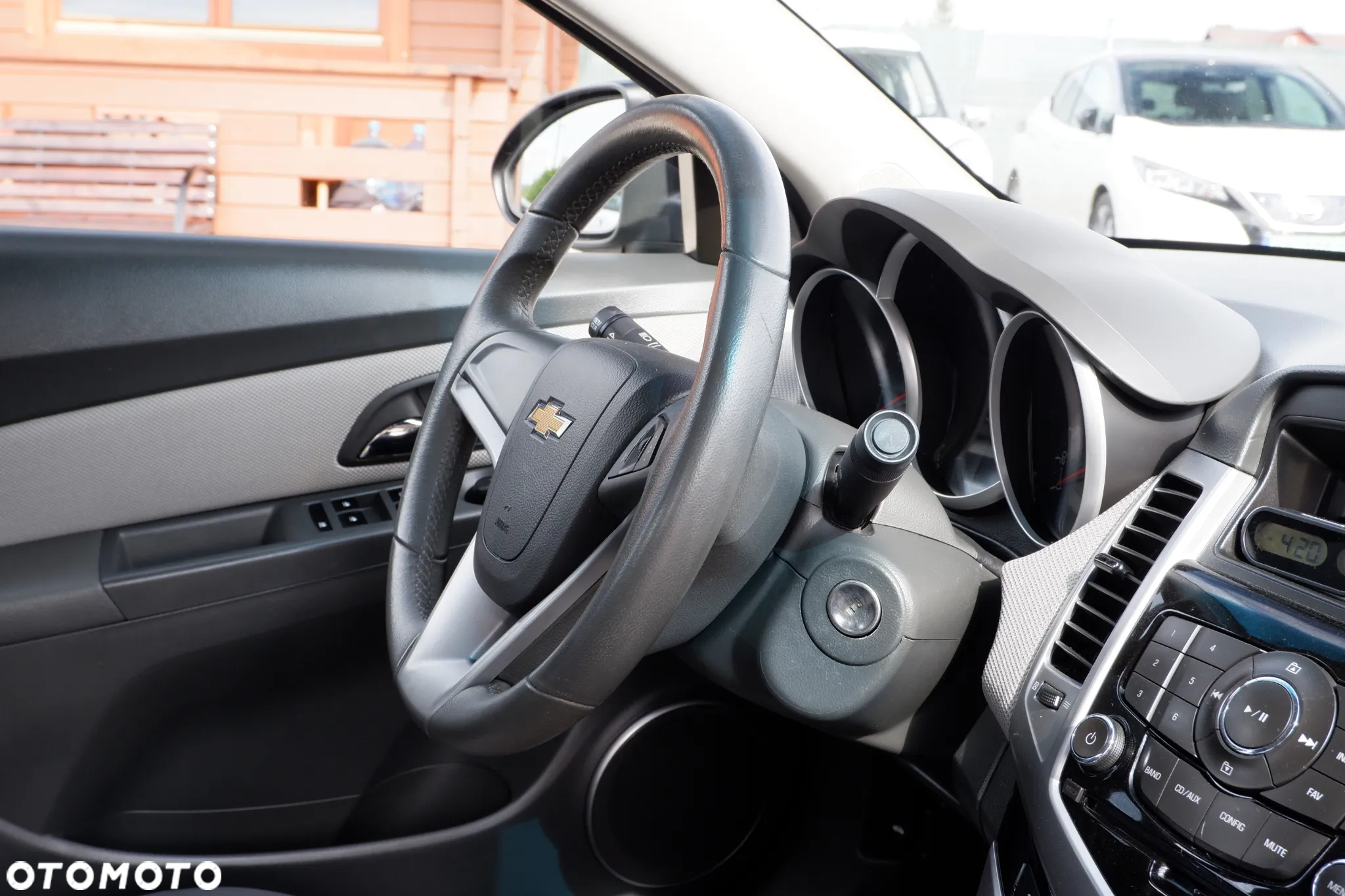 Chevrolet Cruze 1.6 LS - 5