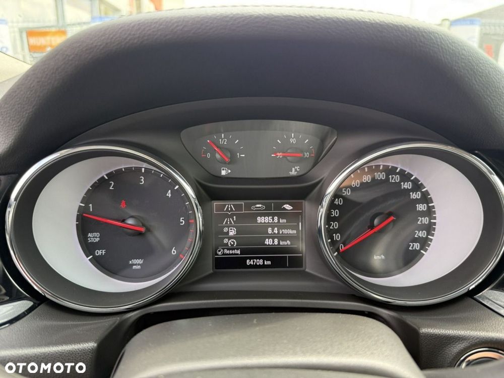 Opel Insignia - 27