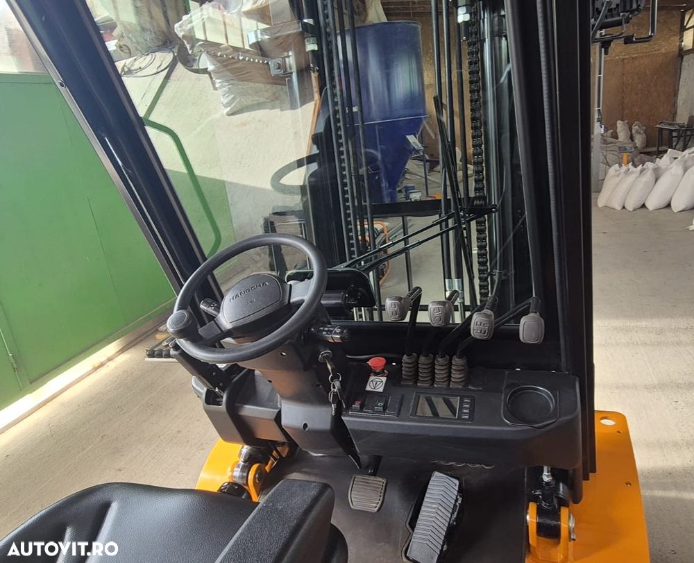 Hangcha 3.8 Li-Ion - 9
