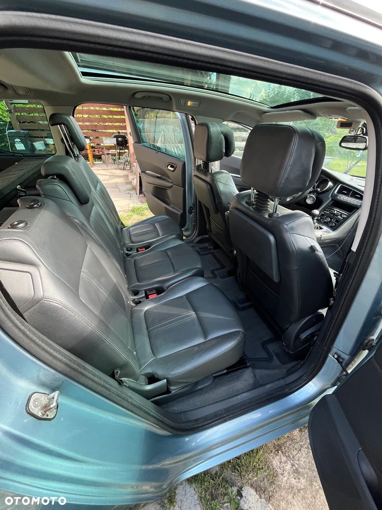 Peugeot 5008 2.0 HDi Premium + - 20