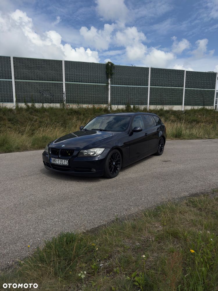 BMW Seria 3 325xi - 1