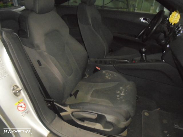 Carro MOT: CDA  A  CXVEL :MUE AUDI TT 2 2010 1.8 TFSI 160CV 3P CINZA GASOLINA - 8