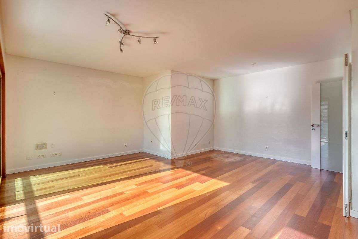 Apartamento T1 para venda - Grande imagem: 3/26