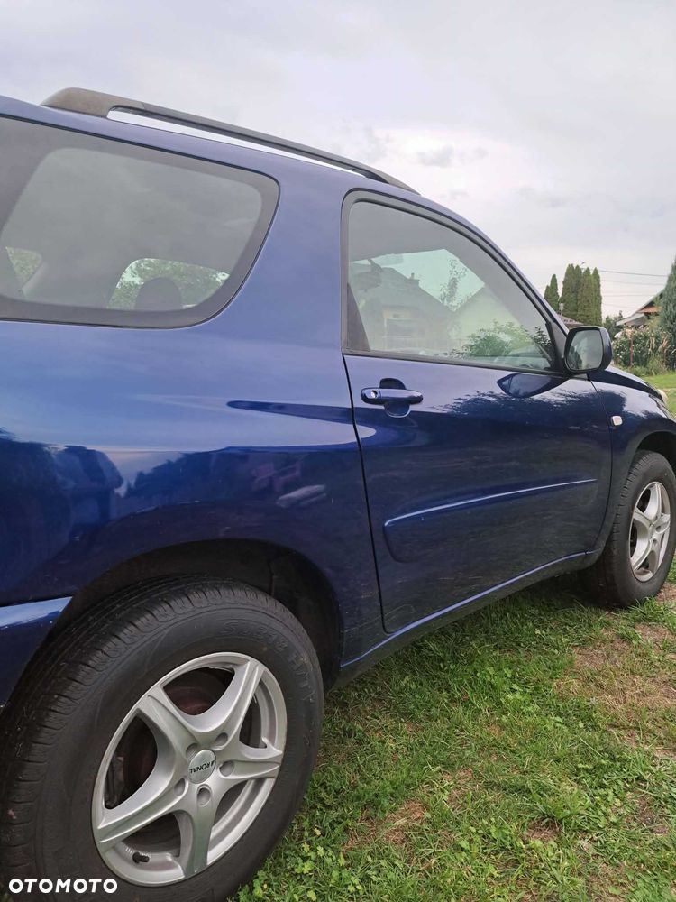 Toyota RAV4 - 4