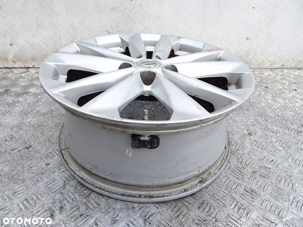 Alufelga Nissan Qashqai J11 17" 5x114.3 ET 40 - 2