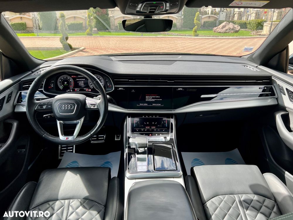 Audi Q8 60 TFSIe quattro tiptronic competition plus - 2