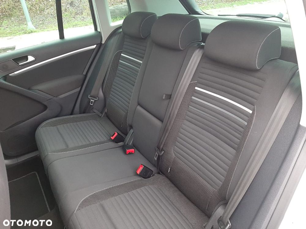 Volkswagen Tiguan 2.0 TDI DPF BlueMotion Technology Cup Sport & Style - 27