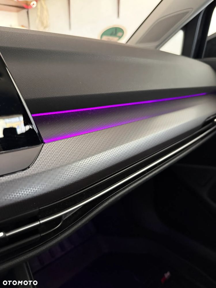 Volkswagen Golf 2.0 TDI SCR DSG Active - 23