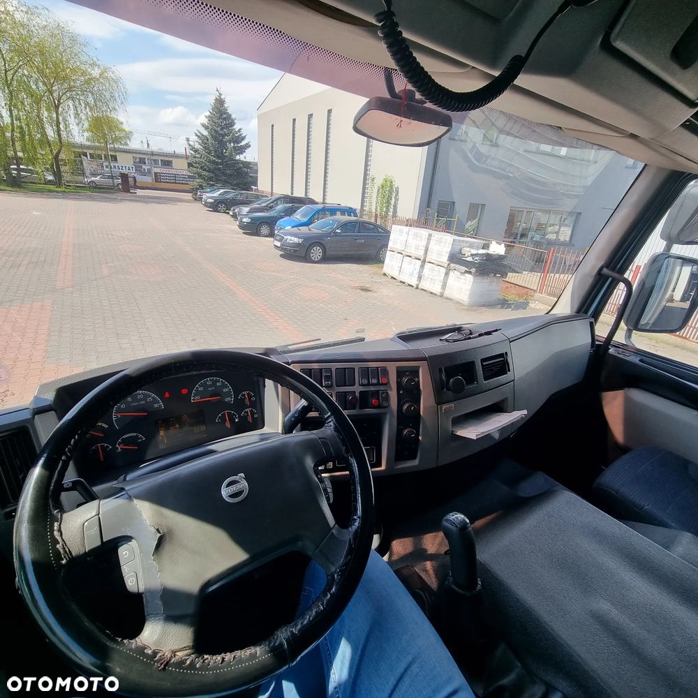 Volvo FE 6XR - 11