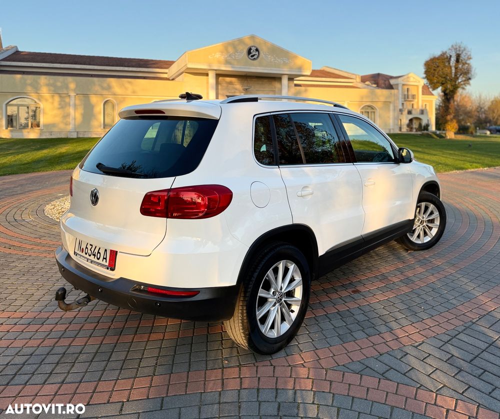 Volkswagen Tiguan 2.0 TDI DPF 4Motion Track & Field - 4