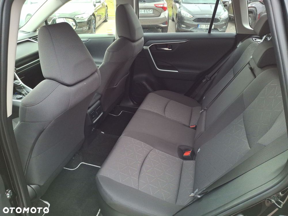 Toyota RAV4 - 10