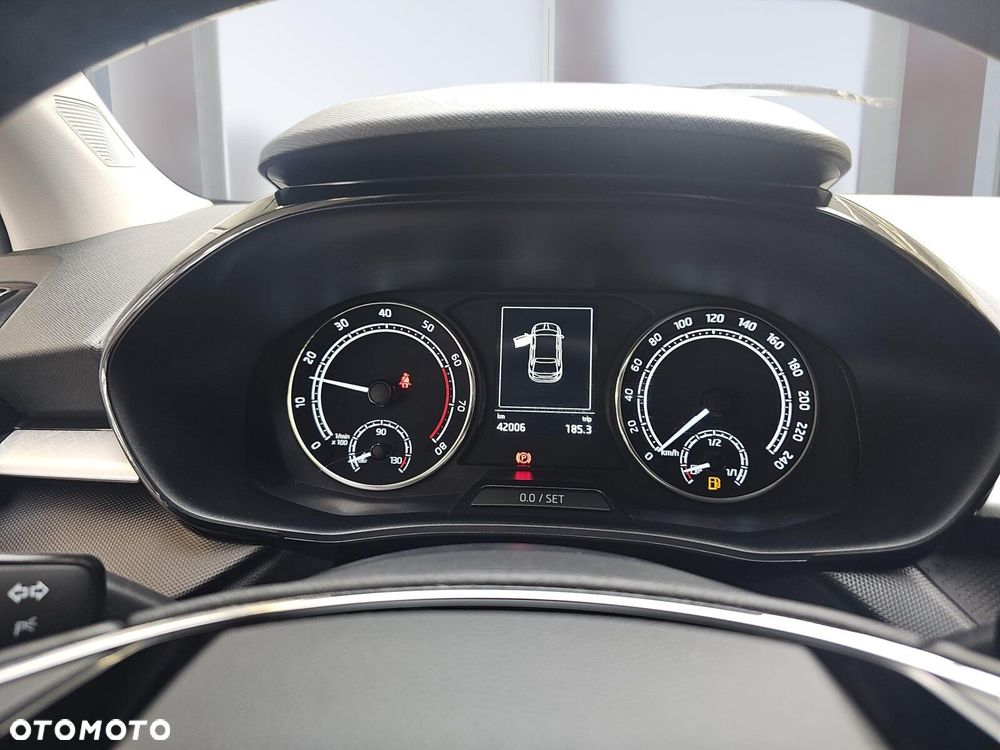 Skoda Fabia 1.0 TSI Ambition - 16