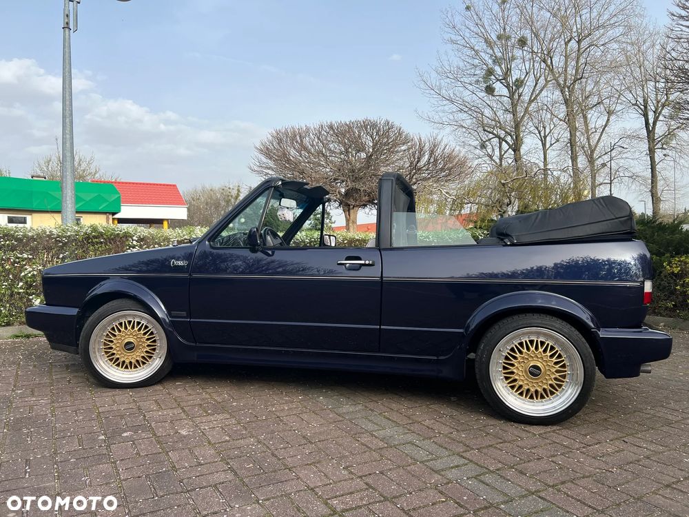 Volkswagen Golf - 16