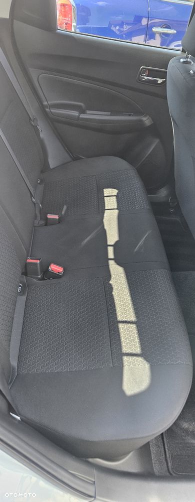 Suzuki Swift 1.2 Premium Plus - 34