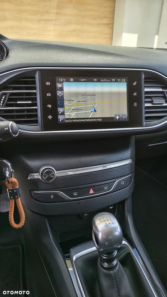 Peugeot 308 1.2 PureTech Style S&S - 9