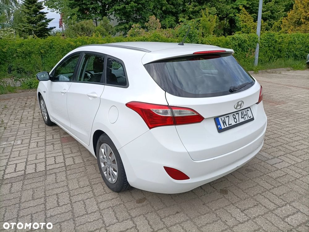 Hyundai i30 1.6 CRDi Comfort - 13