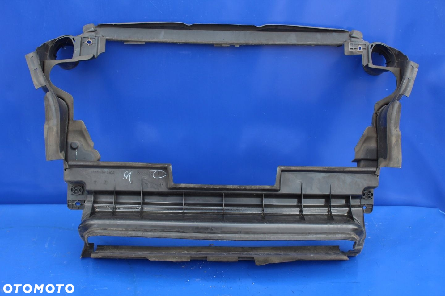 Kierownica powietrza ramka chłodnicy Mercedes ML W164 3.5 CDI A1645000916 - 2