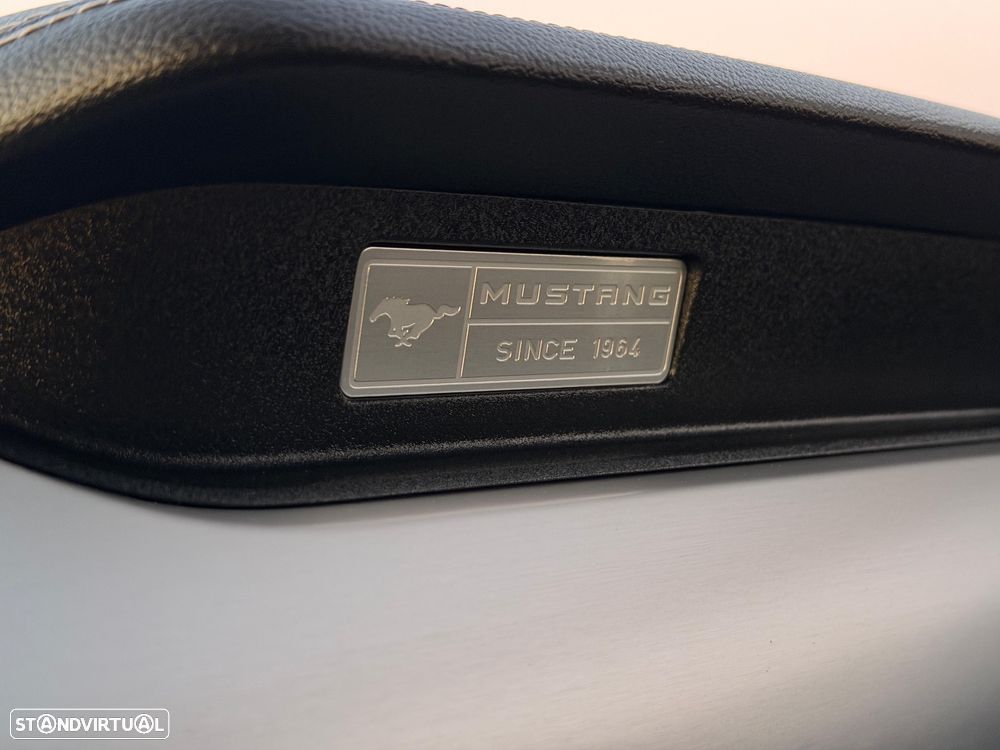 Ford Mustang 2.3i EcoBoost - 41