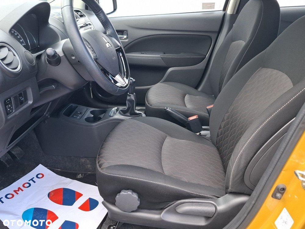 Mitsubishi Space Star 1.2 AS&G Invite - 11