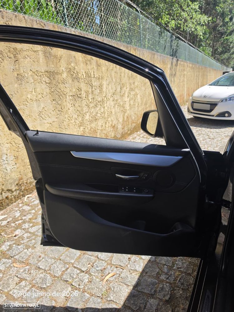 BMW 216 Active Tourer d Line Sport Auto - 34