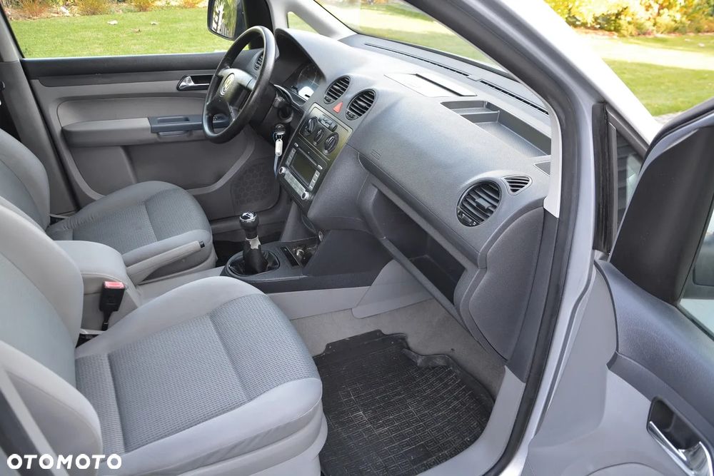 Volkswagen Caddy - 8