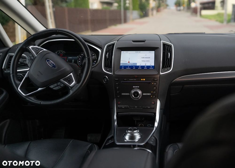Ford S-Max 2.0 EcoBlue Titanium - 19