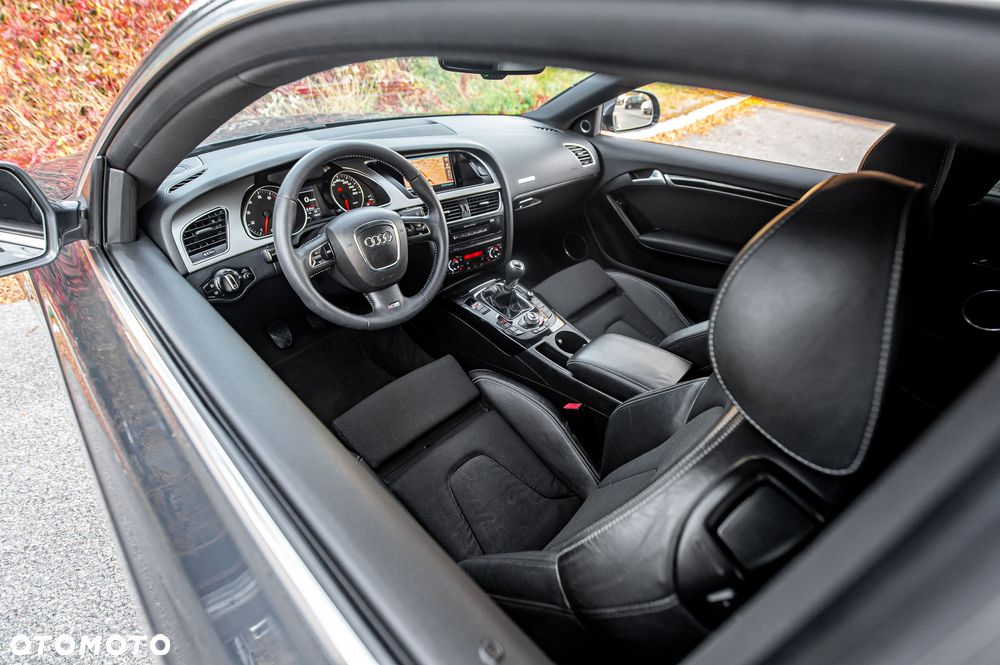 Audi A5 Coupé 3.2 FSI quattro - 17