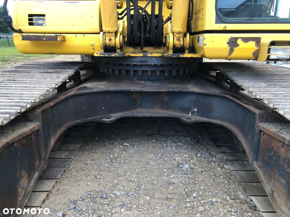 Komatsu 350LC-8 Long Reach - 12