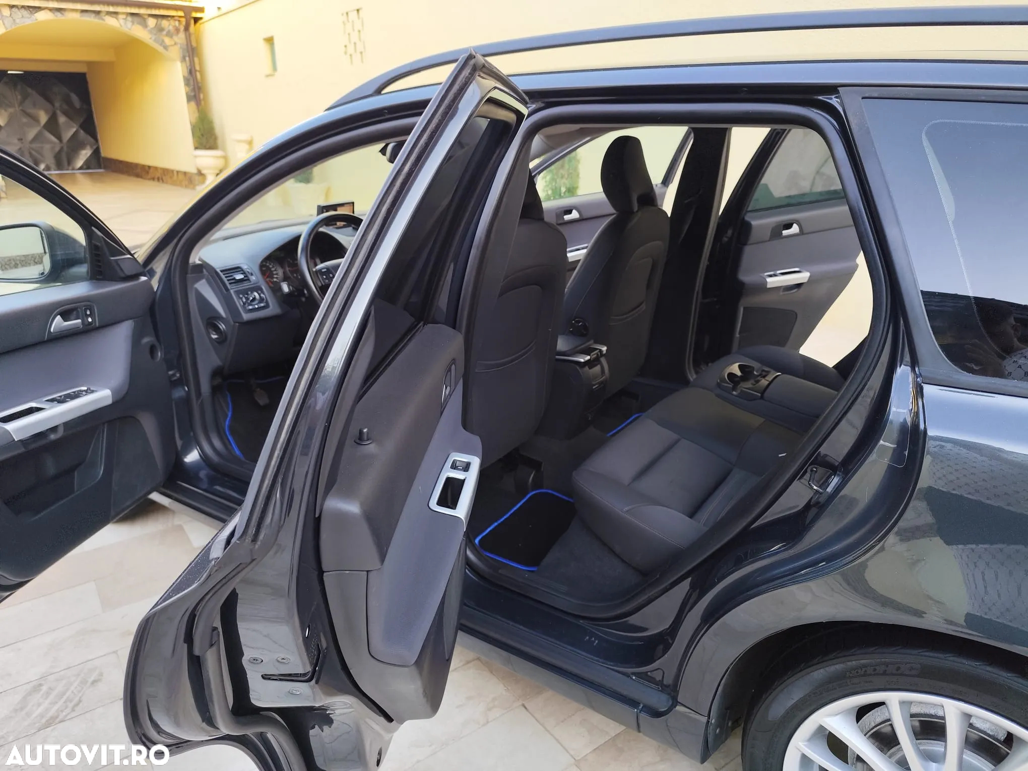 Volvo V40 - 8
