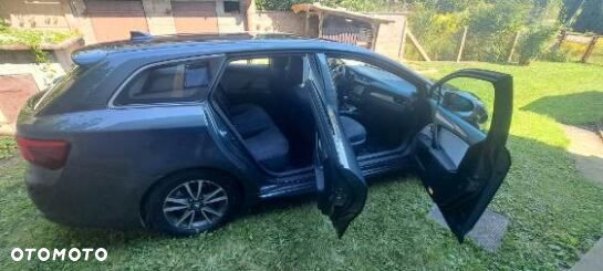 Toyota Avensis Touring Sports 1.8 Comfort - 6