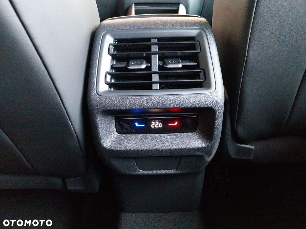 Volkswagen Tiguan 2.0 TSI 4Mot R-Line Plus DSG - 30