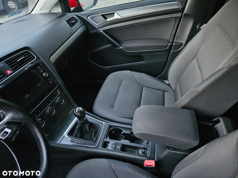 Volkswagen Golf 1.6 TDI Join - 6