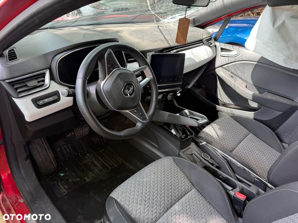 Renault Clio - 6