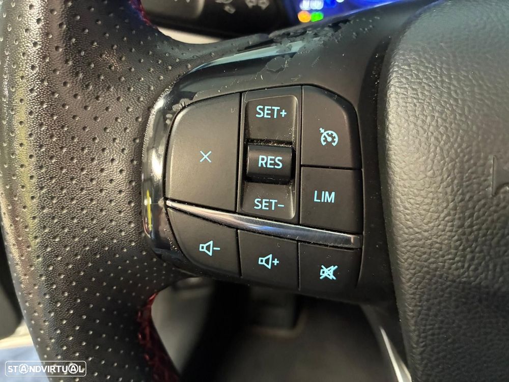 Ford Kuga 1.5 EcoBoost ST-Line - 20