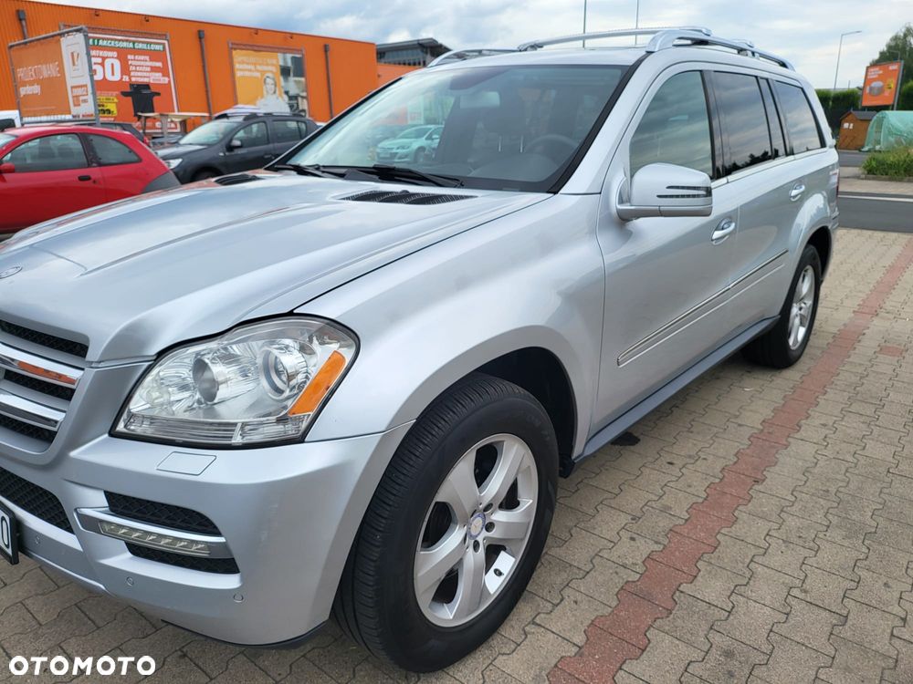 Mercedes-Benz GL 450 - 2