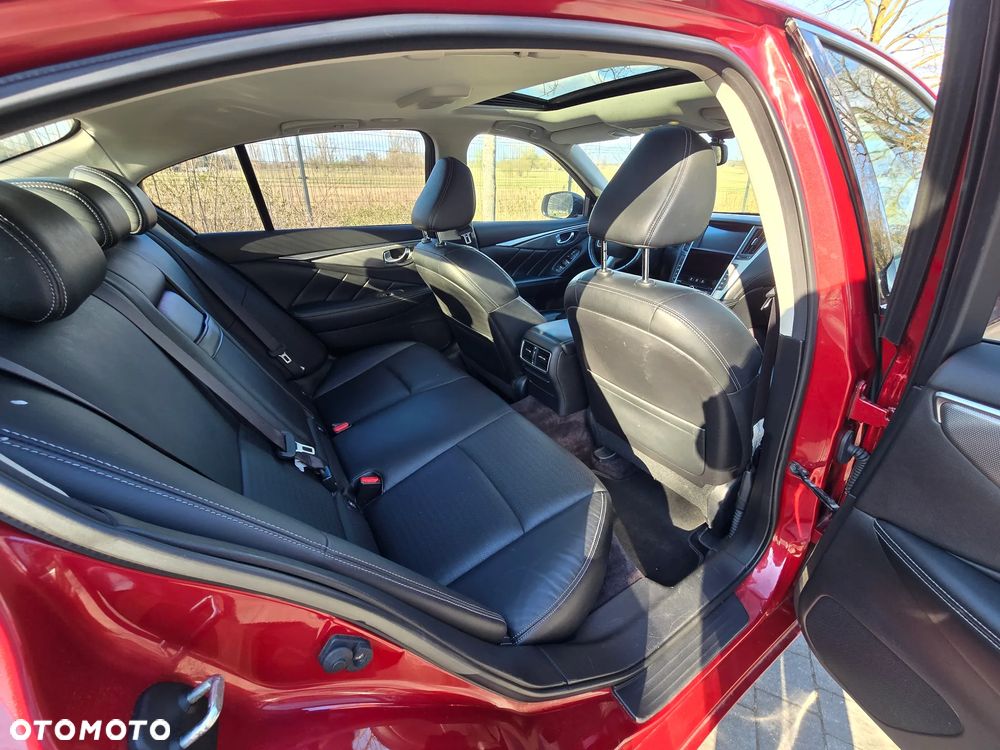 Infiniti Q50 2.2d Sport Tech - 16