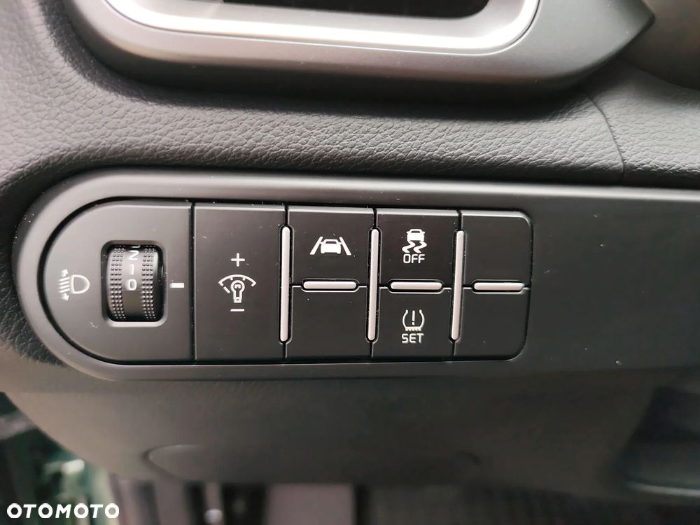 Kia Ceed 1.5 T-GDI M - 20