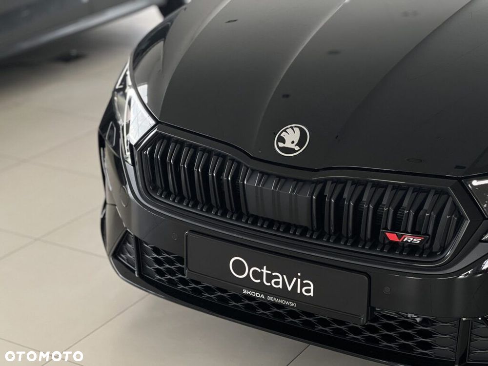 Skoda Octavia 2.0 TSI RS DSG - 11